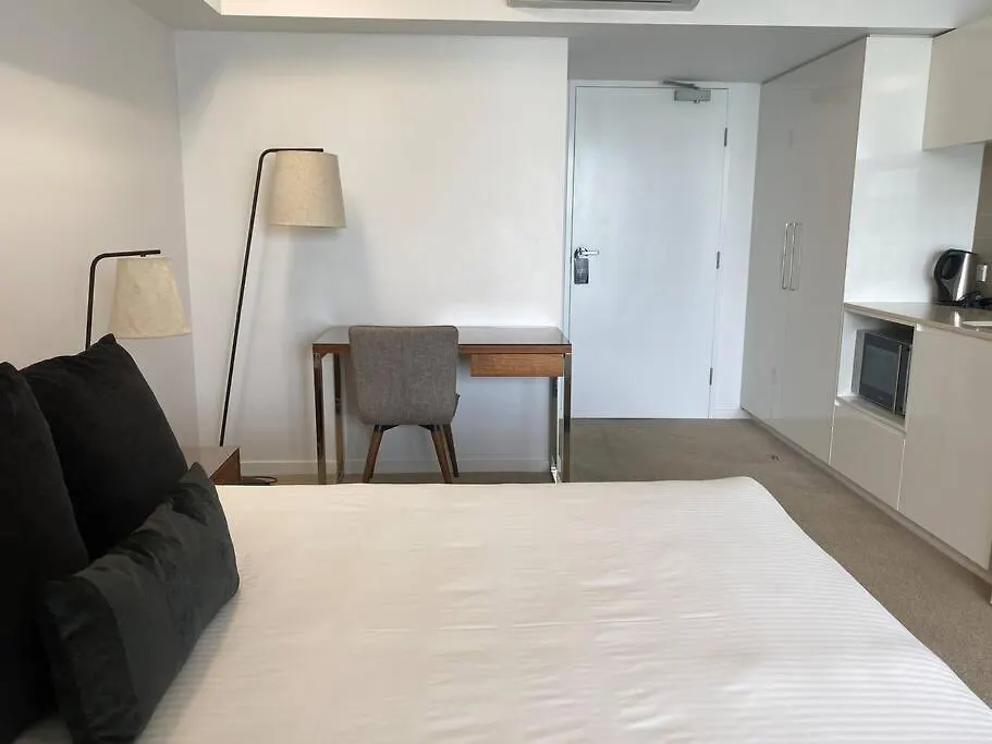 Dual Key Three Bedroom Apartment Close To Cbd Mackay